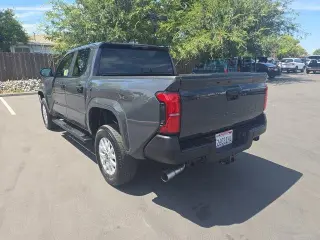 Toyota Tacoma 2025 4x2 SR 4p Cab Doble 5.0 ft SB