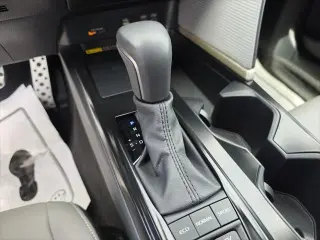 Toyota Camry 2026 SE 4dr Sedan