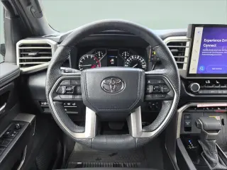 Toyota Tundra 2025 4x2 SR5 4p CrewMax Cabina Pickup SB