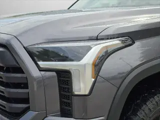 Toyota Tundra 2025 4x2 SR5 4p CrewMax Cabina Pickup SB