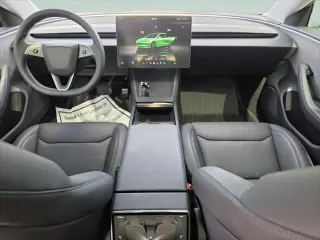 Tesla Model 3 2025 Long Range 4p Fastback