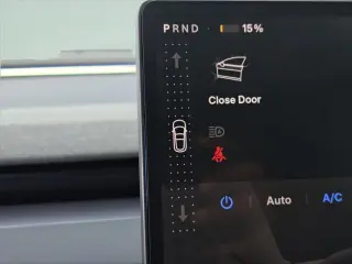 Tesla Model 3 2025 Long Range 4p Fastback