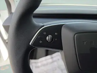 Tesla Model 3 2025 Long Range 4p Fastback