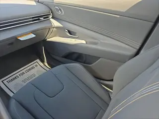 Hyundai ELANTRA 2026 SEL Sport Premium Sedán de 4 puertas