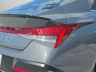 Hyundai ELANTRA 2026 SEL Sport Premium Sedán de 4 puertas