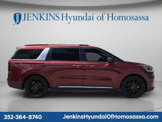Kia Carnival 2022 SX Miniván de 4 puertas