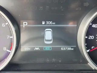 Kia Carnival 2022 SX Miniván de 4 puertas