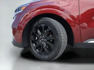 Kia Carnival 2022 SX Miniván de 4 puertas