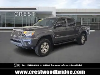 Toyota Tacoma 2015 4x4 V6 Cabina Doble 5.0 pies caja corta 6 marchas