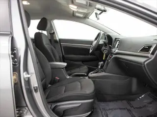 Hyundai ELANTRA 2018 SEL 4p Sedan (EE. UU.)