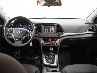 Hyundai ELANTRA 2018 SEL 4p Sedan (EE. UU.)