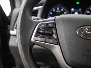 Hyundai ELANTRA 2018 SEL 4p Sedan (EE. UU.)