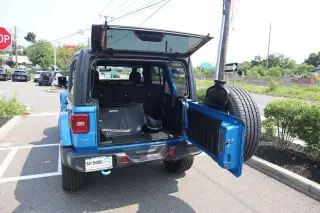 Jeep Wrangler 2023 4x4 Sahara 4xe SUV de 4 puertas