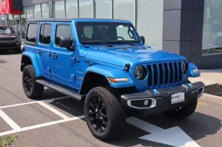 Jeep Wrangler 2023 4x4 Sahara 4xe SUV de 4 puertas