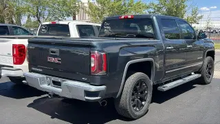 GMC Sierra 1500 2018 4x4 SLT Cabina Doble 4p Caja Corta de 1.8 m