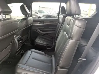Jeep Grand Cherokee L 2024 4x2 Limited SUV de 4 puertas