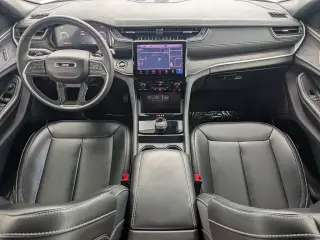 Jeep Grand Cherokee L 2024 4x2 Limited SUV de 4 puertas