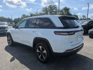 Jeep Grand Cherokee 2024 4x4 4xe SUV de 4 puertas