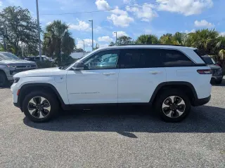 Jeep Grand Cherokee 2024 4x4 4xe SUV de 4 puertas