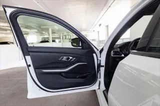 BMW Serie 3 2022 Sedán 330i de 4 puertas
