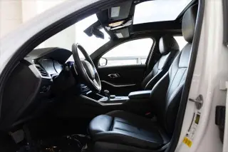 BMW Serie 3 2022 Sedán 330i de 4 puertas