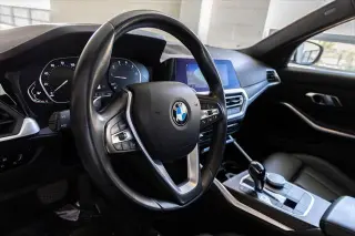 BMW Serie 3 2022 Sedán 330i de 4 puertas