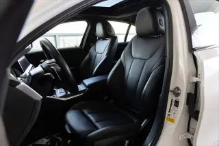 BMW Serie 3 2022 Sedán 330i de 4 puertas