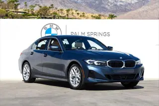 Sedán de 4 puertas BMW Serie 3 2026 330i