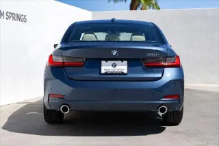 Sedán de 4 puertas BMW Serie 3 2026 330i