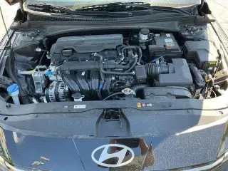 Hyundai ELANTRA 2026 SEL Sport Premium 4p Sedan