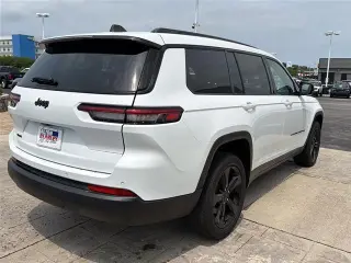 Jeep Grand Cherokee L 2023 4x4 Laredo SUV 4p.