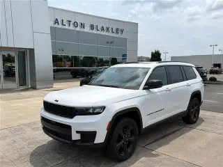 Jeep Grand Cherokee L 2023 4x4 Laredo SUV 4p.