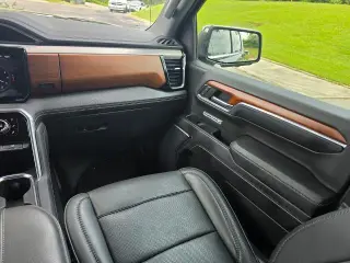 GMC Sierra 1500 2022 4x4 Denali 4p. Cabina Completa 5,8 pies. BA