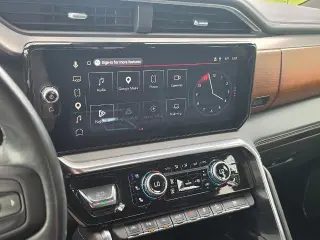 GMC Sierra 1500 2022 4x4 Denali 4p. Cabina Completa 5,8 pies. BA