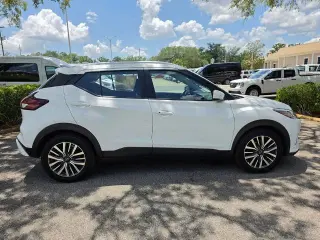 Nissan Kicks 2023 SV 4p Crossover