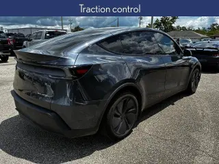 Tesla Model Y 2026 AWD Long Range 4p Crossover