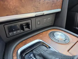 Nissan Armada 2023 4x2 SL 4p SUV