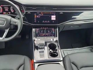 Audi Q7 2025 AWD quattro Premium 45 TFSI 4p SUV