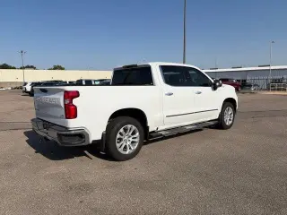Chevrolet Silverado 1500 2022 4x4 LTZ 4p Cabina de Tripulacion 5.8 pies CB