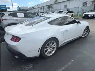 Ford Mustang 2024 EcoBoost 2p Fastback