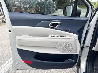 Kia Carnival Híbrido 2025 EX 4p Minivan