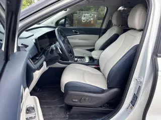Kia Carnival Híbrido 2025 EX 4p Minivan