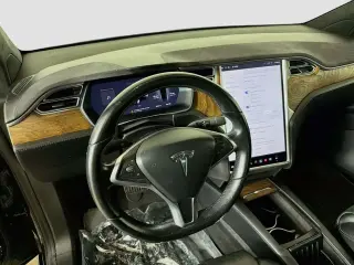 Tesla Model X 2017 AWD 90D 4 puertas SUV