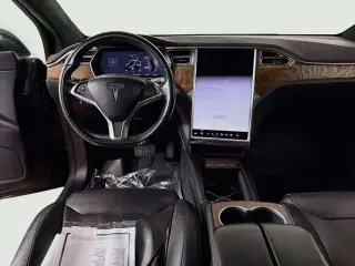Tesla Model X 2017 AWD 90D 4 puertas SUV