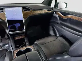 Tesla Model X 2017 AWD 90D 4 puertas SUV