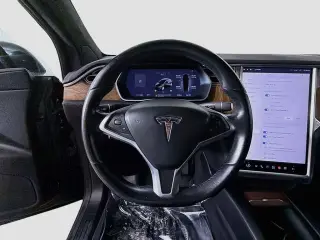 Tesla Model X 2017 AWD 90D 4 puertas SUV