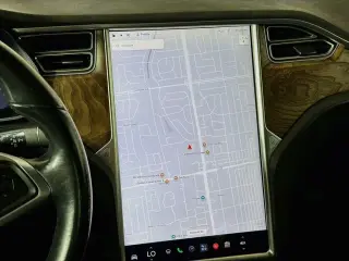 Tesla Model X 2017 AWD 90D 4 puertas SUV
