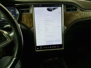 Tesla Model X 2017 AWD 90D 4 puertas SUV