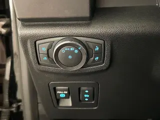 Ford F-150 2019 4x4 XLT 4p SuperCrew 5.5 ft. SB