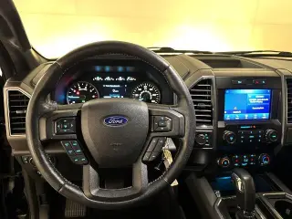 Ford F-150 2019 4x4 XLT 4p SuperCrew 5.5 ft. SB